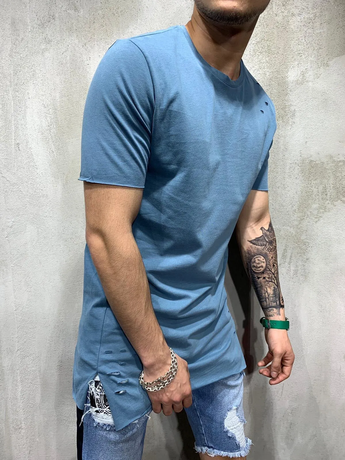 Blue Ripped Oversized Mens T-Shirt AY470 Streetwear Mens T-Shirts