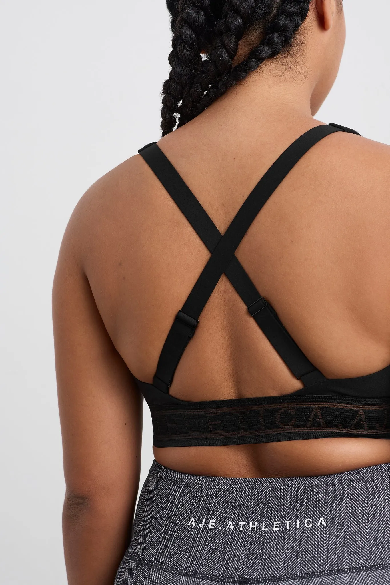 Cross Back Sports Bra 383