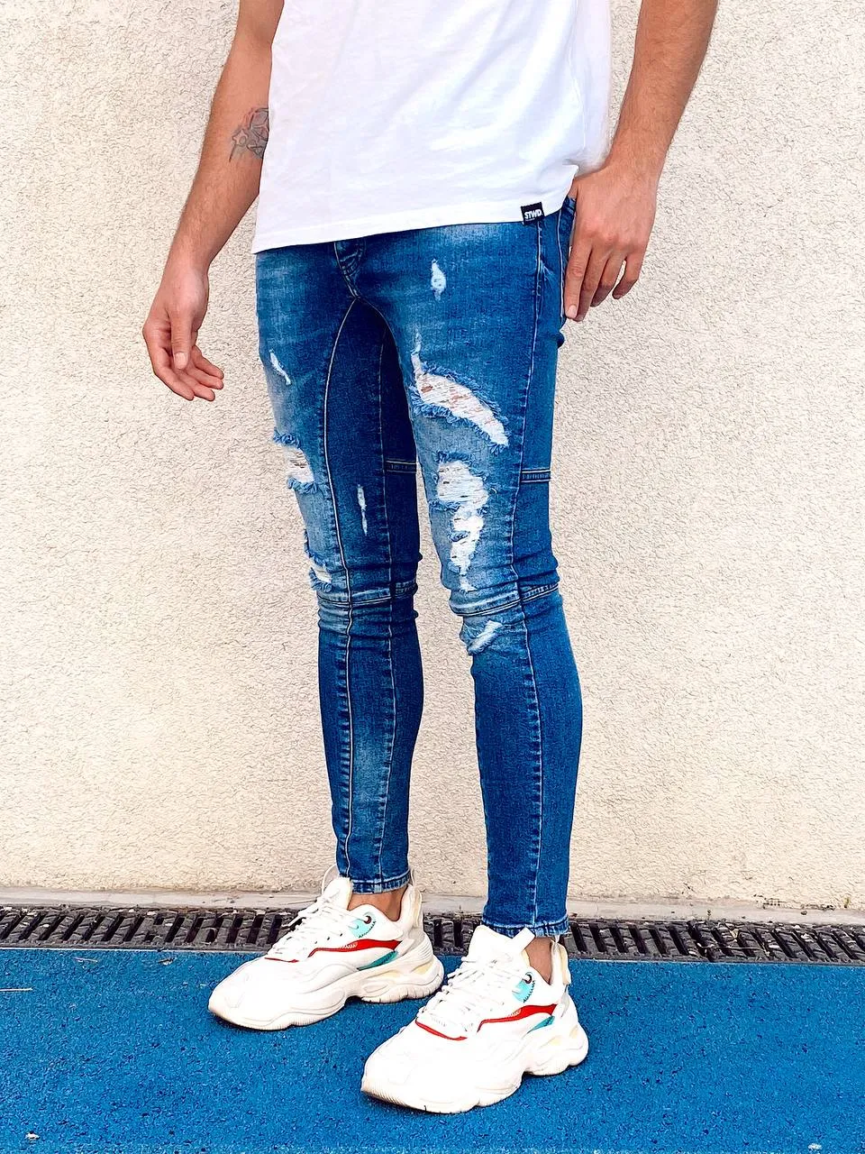 Sneakerjeans Blue Ripped Skinny Jeans R102