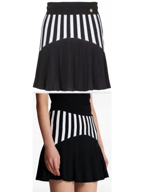 Women’s Black and White Pleated Striped Knit Skirt