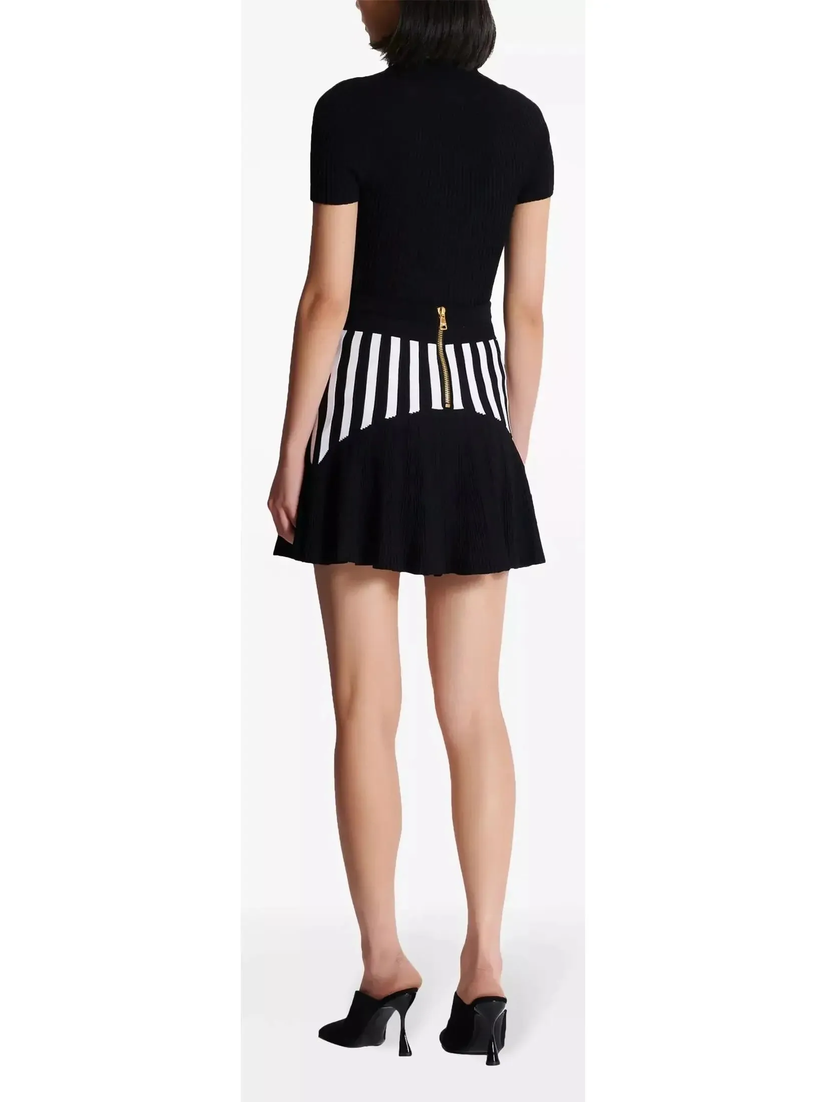 Women’s Black and White Pleated Striped Knit Skirt